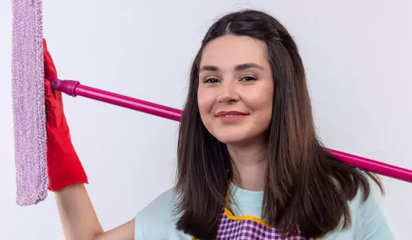 woman with a wiper ready to clean her house